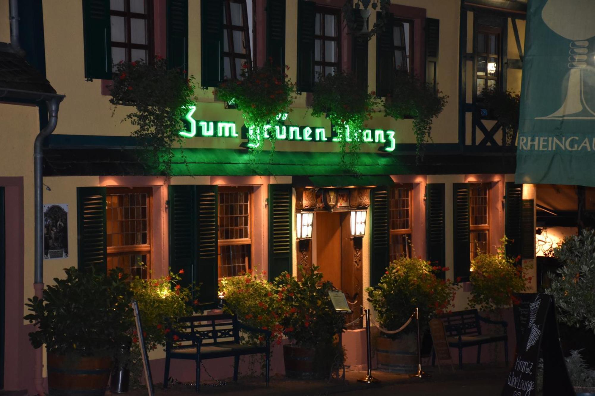 Weinhotel Des Riesling Zum Gruenen Kranz Rüdesheim am Rhein Esterno foto